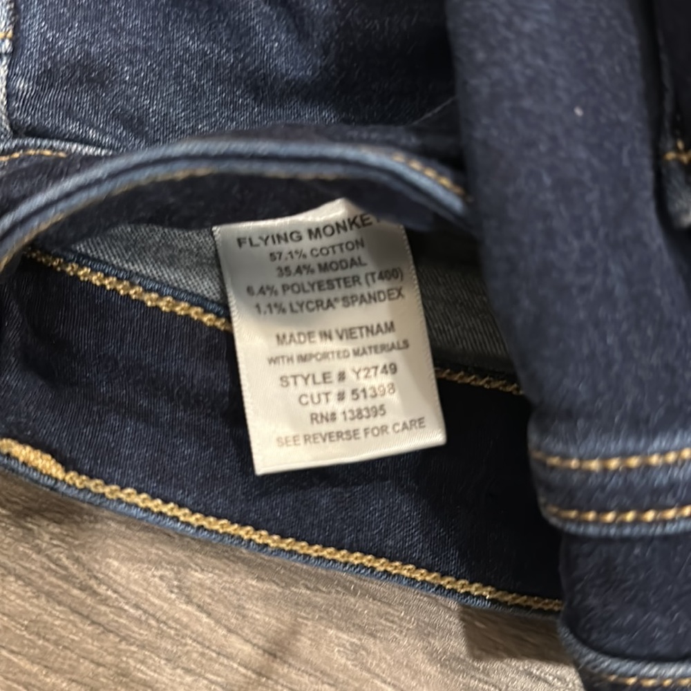 Jeans - Picture 6 of 6